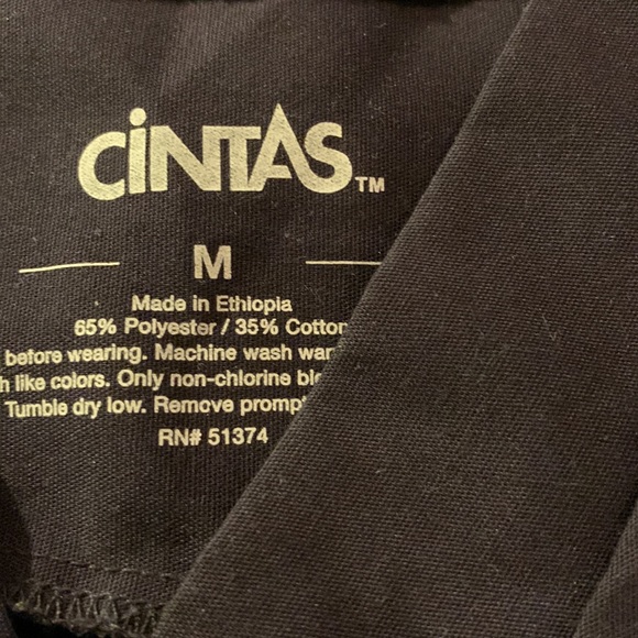 Cintas Nursing Scrub Top, Size Medium - Picture 3 of 3